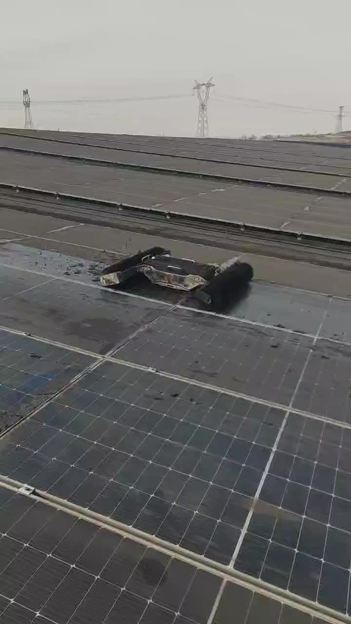 NuvaTrack-R cleaning (vertical view)